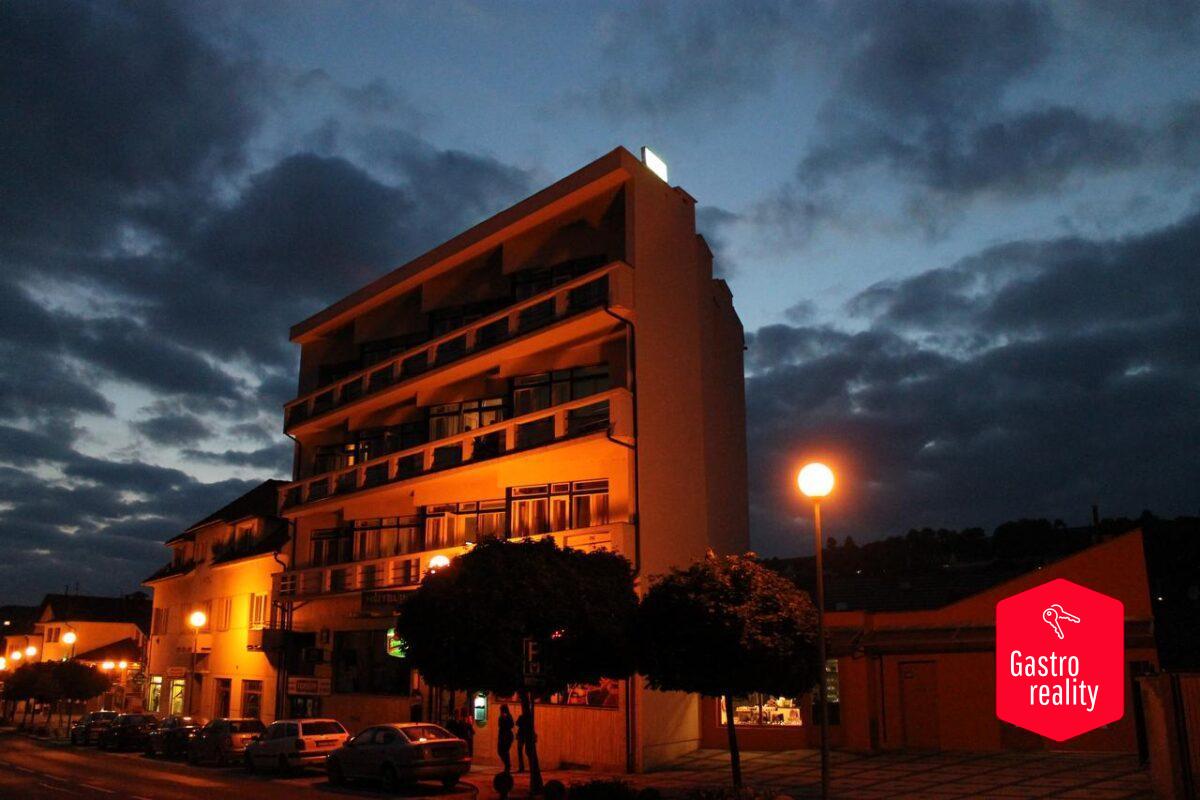 Hotel Krystal