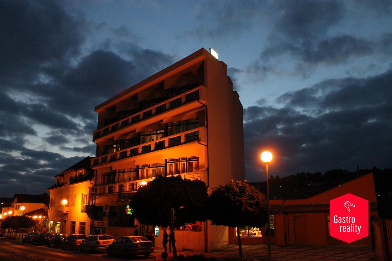 Hotel Krystal