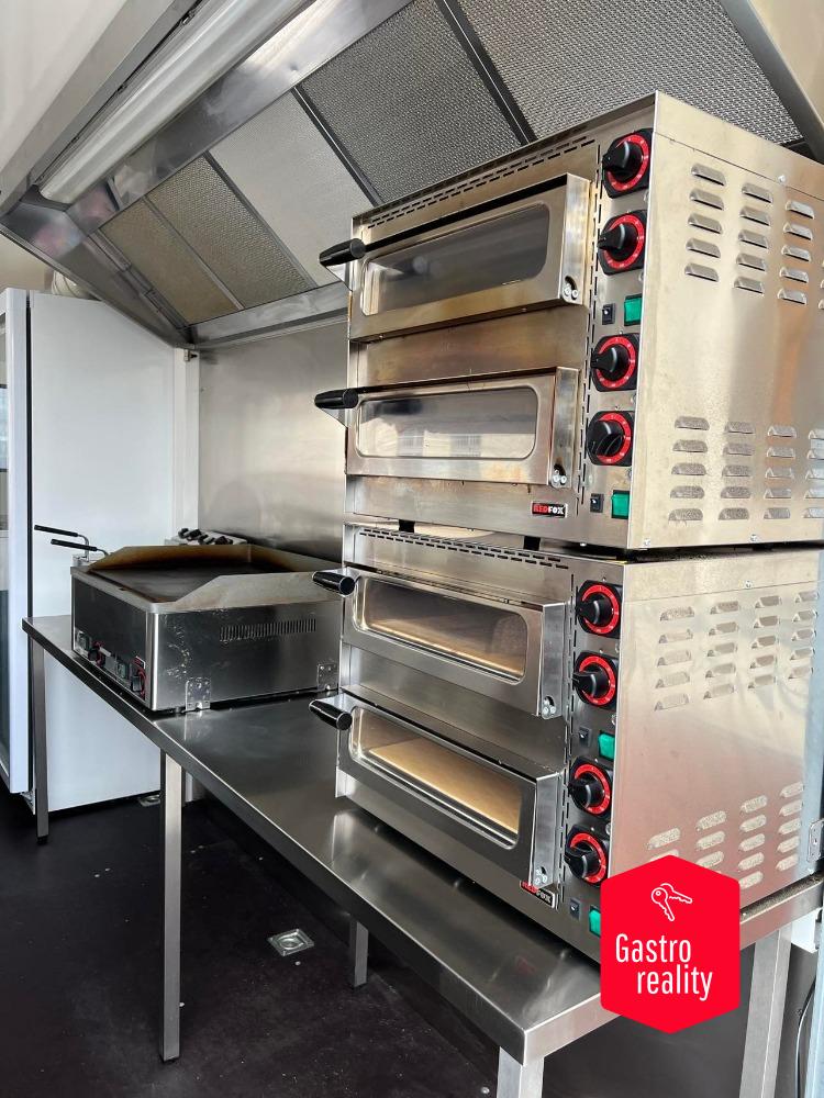 03 - Jídelní food truck pizza pece a grill
