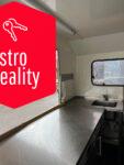 04 - Jídelní food truck nerezobý stůl - příprava